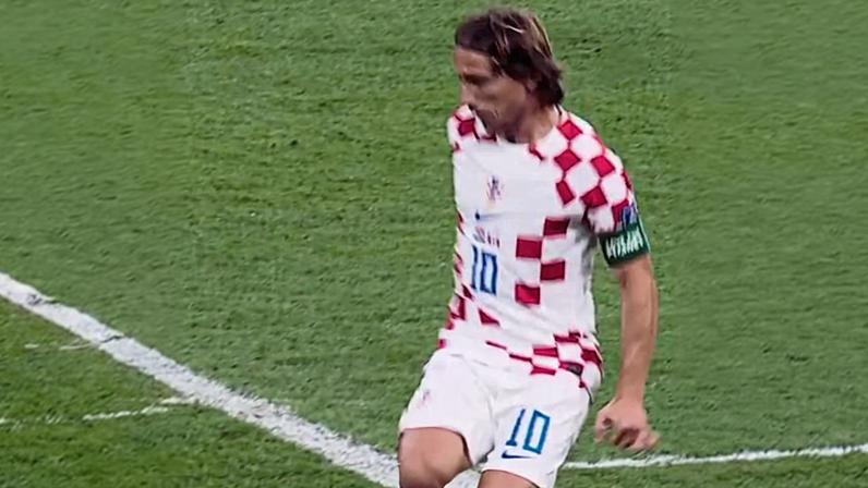 Pronto para a partida 200 pela Croácia! Veja grandes momentos de Luka Modric