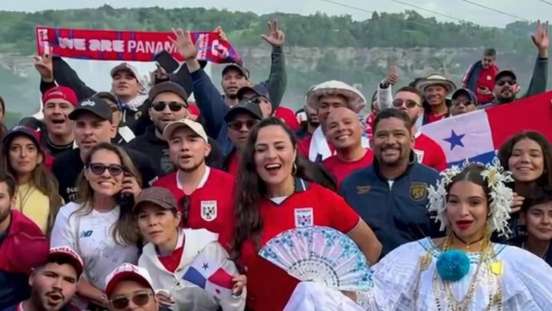 Torcida do Panamá faz festa nas Cataratas do Niágara antes de jogo pela Copa