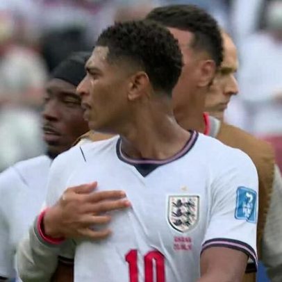 Técnico ganês discute com Bellingham no intervalo; assista