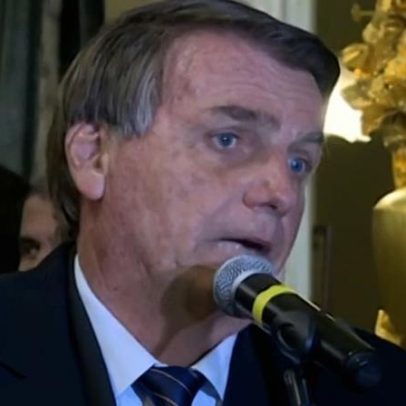 Defesa afirma que apreensão de arma de Bolsonaro em blitz não é falha grave