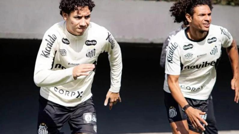 Arão fez reforço muscular durante a semana –