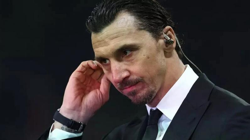 Ibrahimovic (Photo by Marco Luzzani/Getty Images)