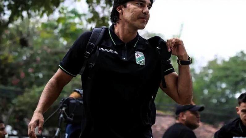 Centroavante é o maior artilheiro da história da seleção boliviana –