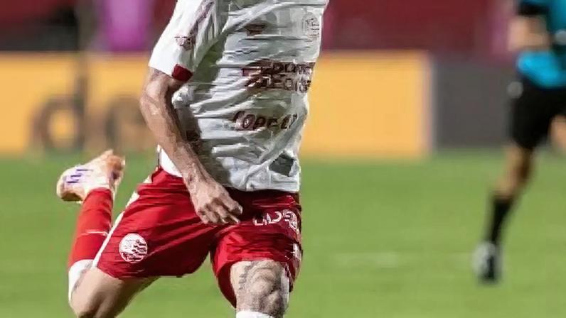 Náutico enfrenta o Fortaleza nesta terça-feira (9).