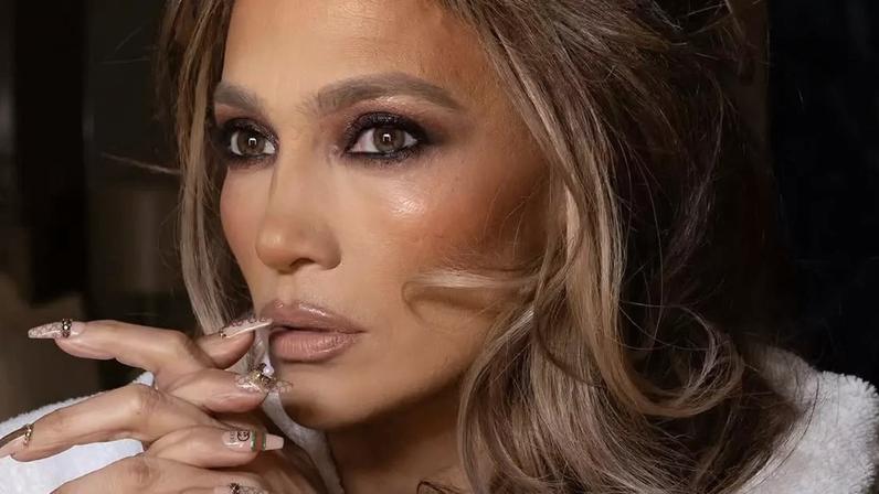 (Foto: Instagram @jlo)