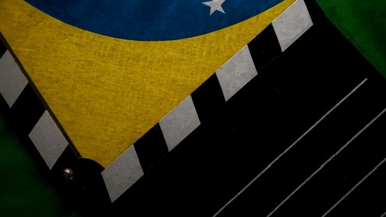 Dia do Cinema Brasileiro destaca filmes e documentários fora do óbvio que podem ampliar o repertório sociocultural dos estudantes