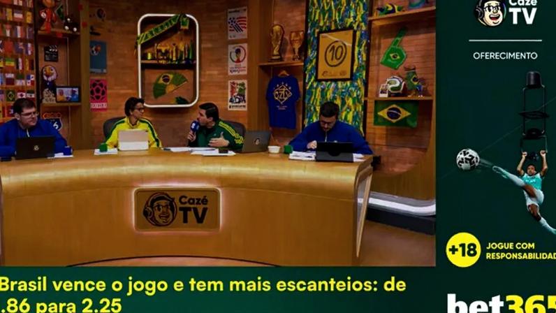 CazéTV divulgou apostas promocionais durante transmissão de partidas da Copa.
