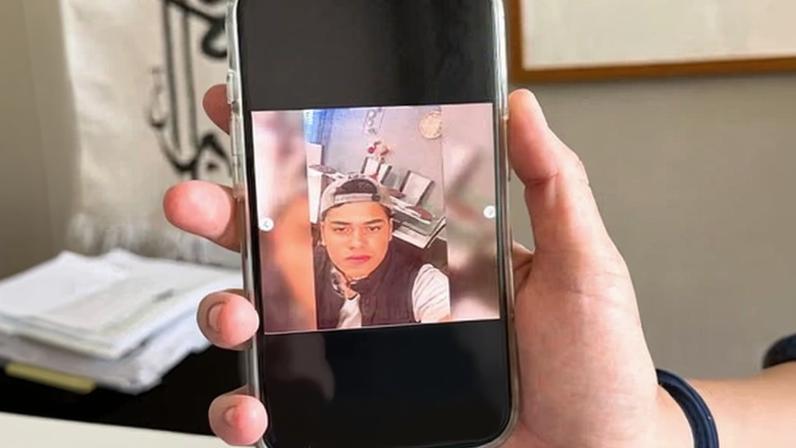 Morto, porém deportável: juiz de imigração assina expulsão de adolescente