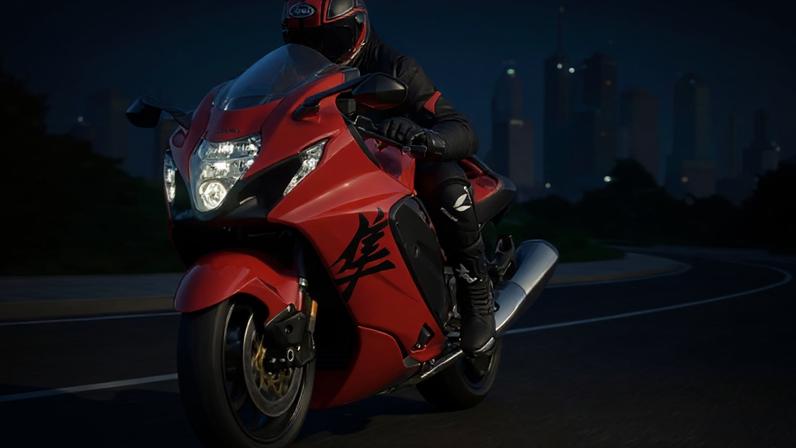 Há 30 anos, os fabricantes japoneses chegaram a um acordo: nenhuma motocicleta ultrapassaria os 300 km/h. Então surgiu a Suzuki Hayabusa, que atingiu quase 450 km/h.