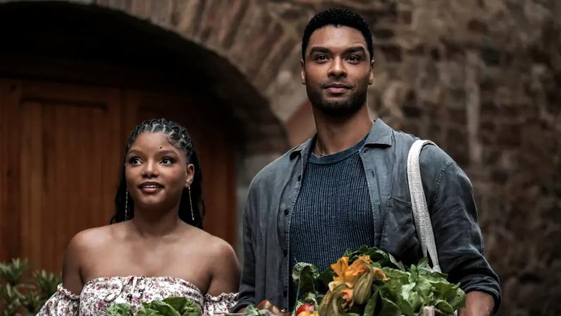 'Eu & Você Na Toscana', comédia romântica com Halle Bailey, estreia nos cinemas (Divulgação)