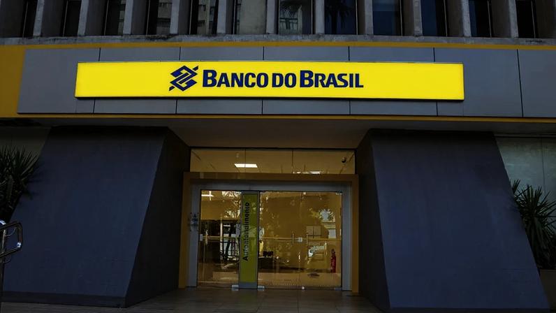 Feriado altera funcionamento de bancos