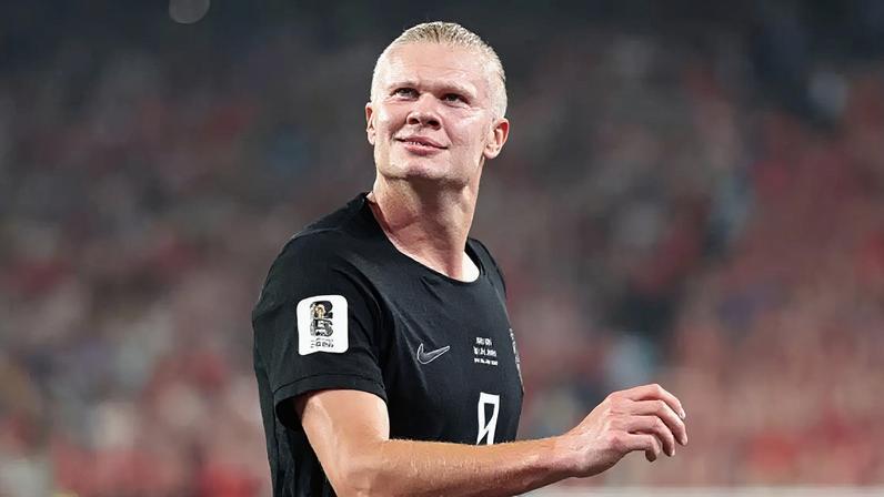 Haaland tem chamado a atenção com grandes atuações na Copa do Mundo –