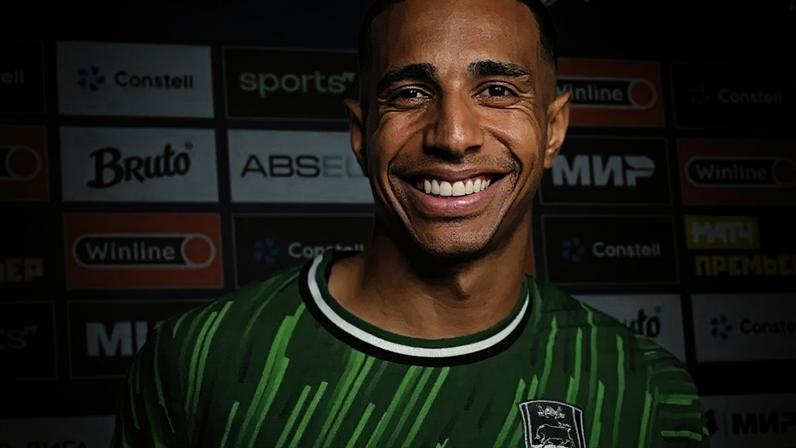 Victor Sá em ação com a camisa do Krasnodar, da Rússia –