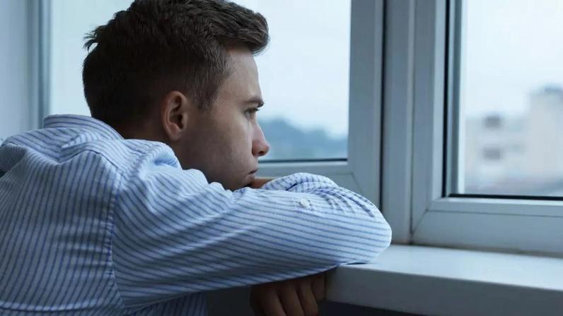 Por que sentimos culpa ao descansar? A psicologia explica