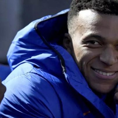 Mbappé comenta continuidade do treinador da França
