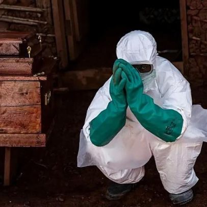 Como profissionais de saúde tratam o Ebola e se protegem