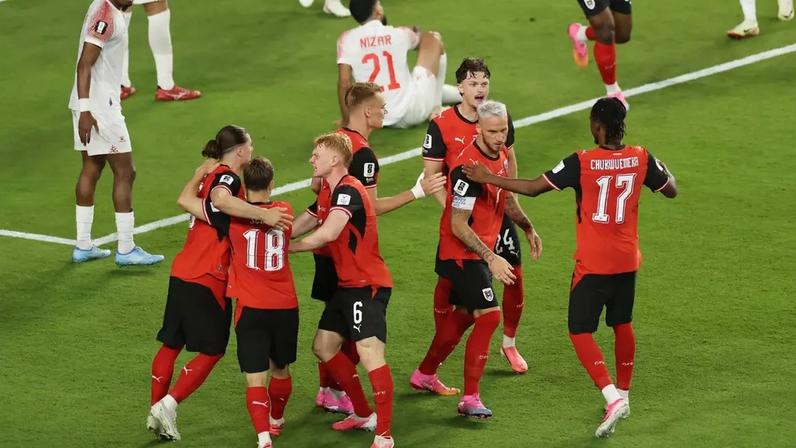 Áustria vence Jordânia com ajuda de gol contra e estreia bem na Copa —