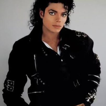 Number Ones de Michael Jackson supera critério da Billboard e chega ao Top 10