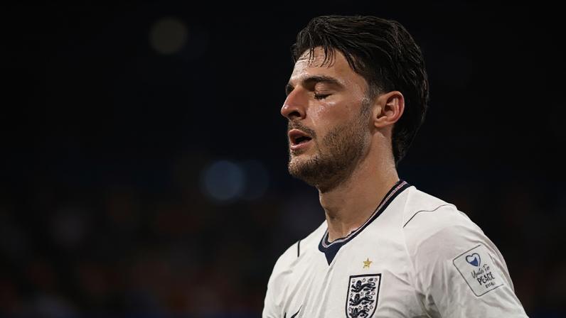 Declan Rice é dos jogadores mais importantes da Inglaterra –