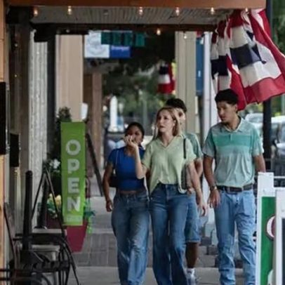 Cidade no Texas espera migalhas do banquete SpaceX