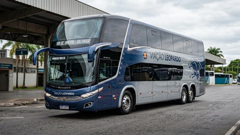 Ônibus Marcopolo G8 Paradiso 1800 DD com design aerodinâmico e poltronas que reclinam 180 graus