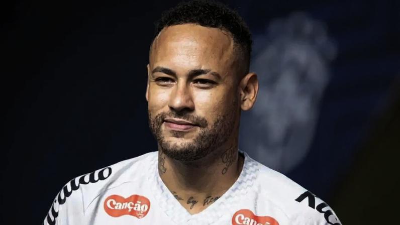 Nome dos filhos, modelo exclusivo e mais: os detalhes das caneleiras de R$ 7 mil na estreia de Neymar na Copa 2026.
