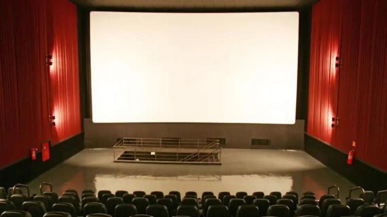 Sala de cinema do Cinemark localizado no Shopping Cidade Jardim, em São Paulo.