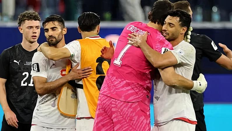Irã empata diante da Nova Zelândia após virada na estreia da Copa