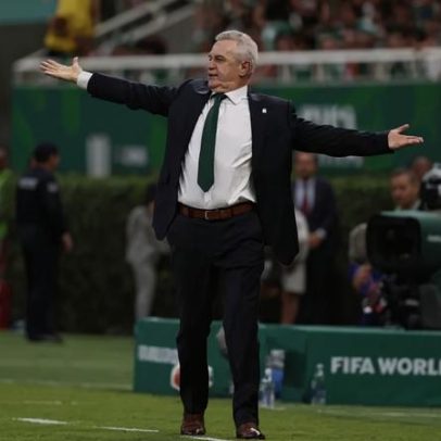 Técnico do México admite atuação ruim e celebra permanência no Azteca
