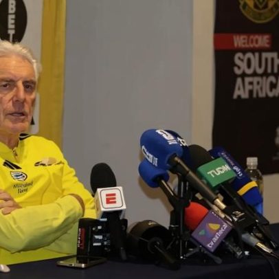 Técnico sul-africano envia recado à seleção do México