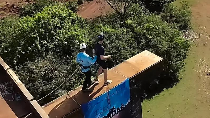 Farmacêutico participou de atividade de salto com corda em Limeira, no interior de SP