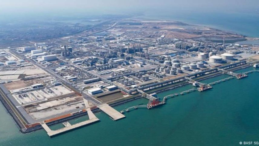 A nova unidade de produção integrada da BASF na China, que produz para o mercado chinês e para suas empresas exportadoras