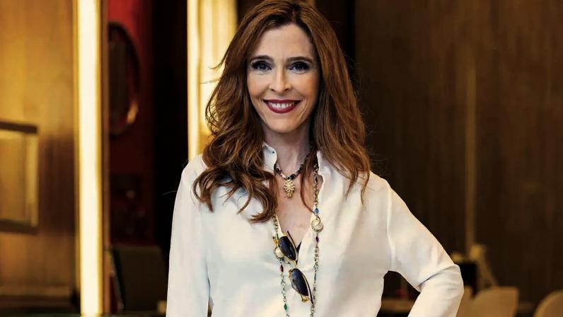 Deborah Evelyn é uma das campeãs de fazer papeis parecidos na Globo.