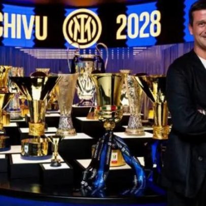 Inter renova contrato de Chivu após prêmio de melhor treinador da Série A