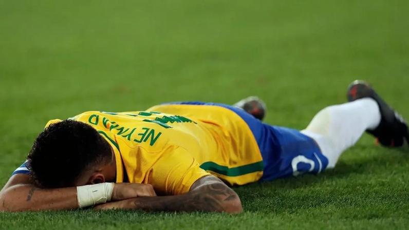 Veja como o cronograma de jogos da Copa pode bagunçar seu relógio biológico