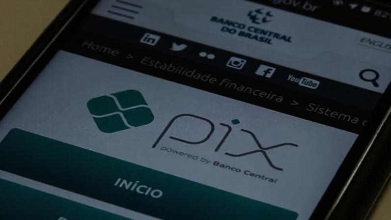 Pix por aproximação: BC elimina limite diário de R$ 500