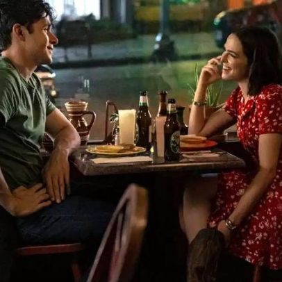 Motivo inusitado paralisa gravações do romance número 1 da Netflix