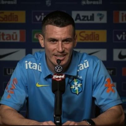 Ibáñez se coloca à disposição de Ancelotti para qualquer função