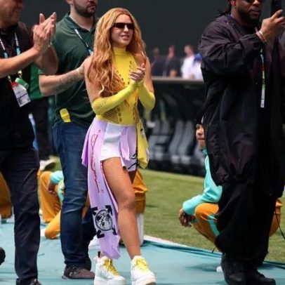 Estilista brasileiro acusa equipe de Shakira de plágio na Copa do Mundo 2026