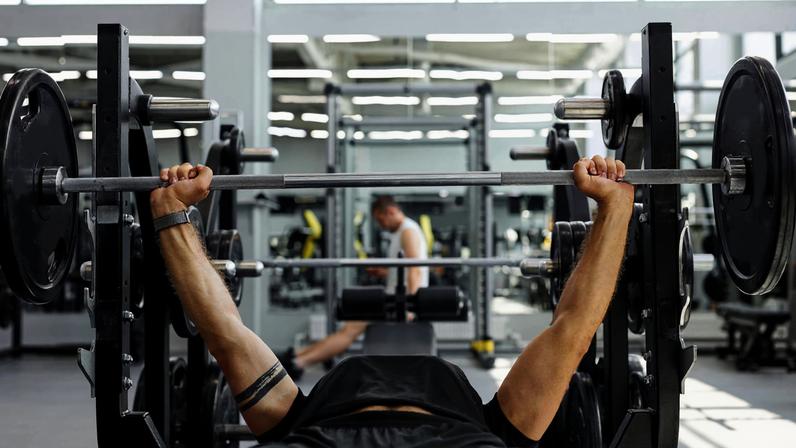 Prática de exercícios pelo pai antes da concepção melhorou a aptidão física e o perfil metabólico dos filhos, aponta estudo