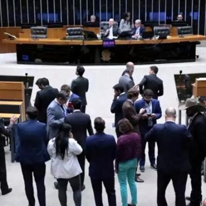 Câmara aprova piso salarial de 5 mil para caminhoneiros