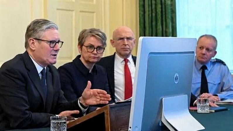 From left to right: Keir Starmer, Yvette Cooper, John Healey and Rich Knighton during a virtual meeting to discuss Ukraine in November last year.