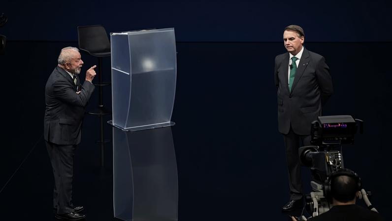 Lula (PT) e Jair Bolsonaro (PL) participam de debate eleitoral na TV Bandeirantes