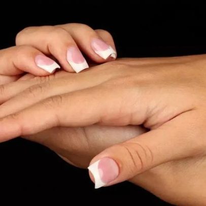 Dermatologistas listam cuidados essenciais para a saúde das unhas