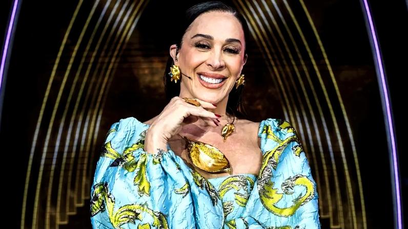 Claudia Raia, 59 anos: 'Não tenho preguiça de melhorar. Vou fazer 60 e estou borbulhante de desejos. Já combinei com Deus: quero chegar aos 120 anos'.