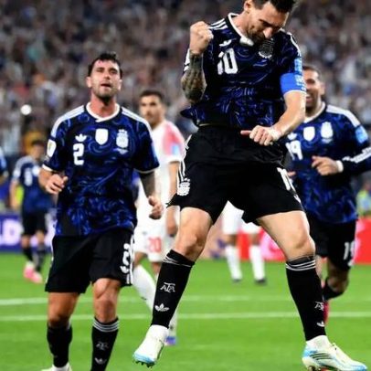 Argentina vence Jordânia e termina a primeira fase com 100% e Messi marca