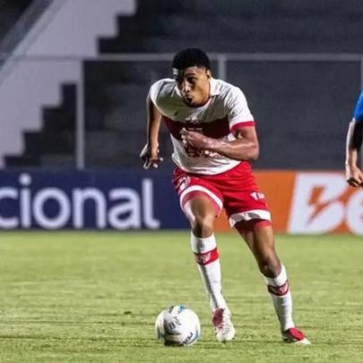 Grêmio contrata zagueiro Wallace, do CRB, para reforçar o elenco
