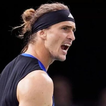 Zverev se irrita ao ser questionado sobre acusações de violência doméstica