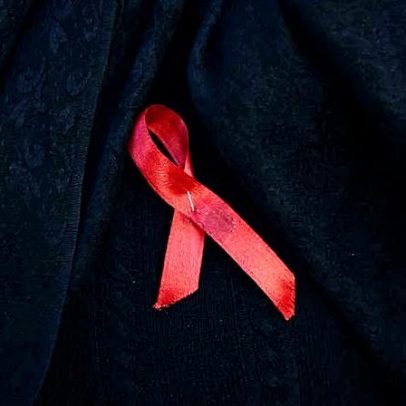 Mostra analisa relação entre HIV e futebol no Camarote Solidário