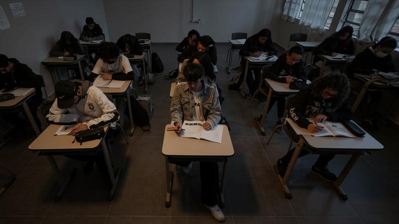 Alunos do ensino médio em escola estadual na zona sul de São Paulo (SP) - Bruno Santos - 12.ago.22/Folhapress